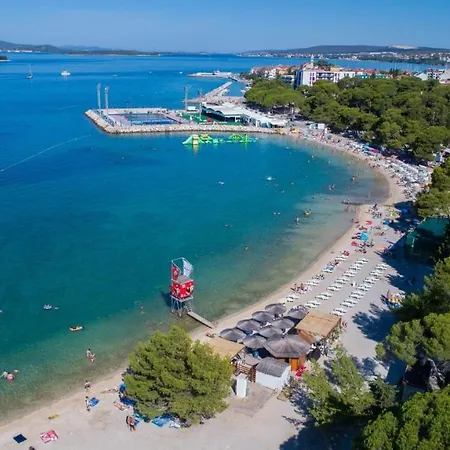 D&d * Biograd Na Moru