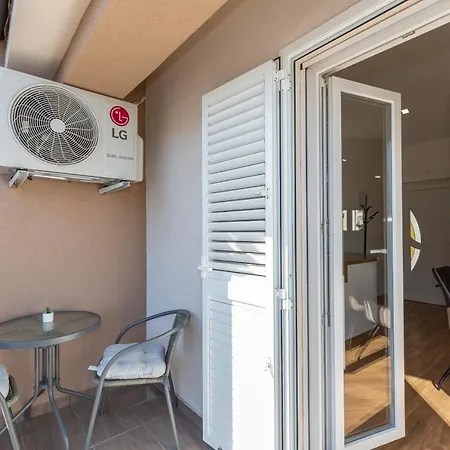 D&d Apartament Biograd Na Moru