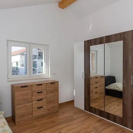 D&d Apartament Biograd Na Moru